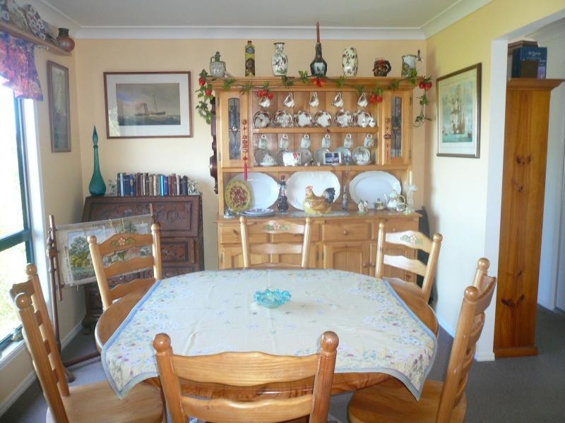 52 Eastbourne Terrace, Macleay Island QLD 4184