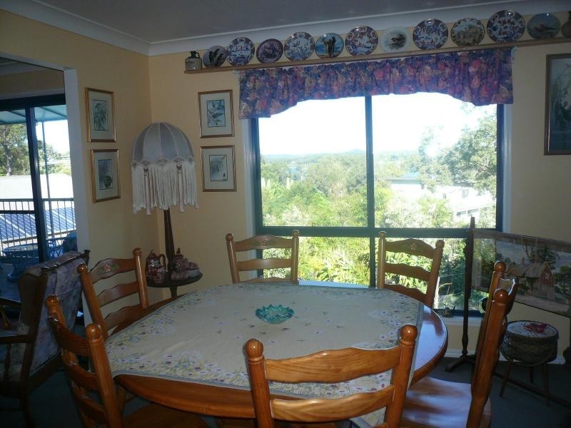 52 Eastbourne Terrace, Macleay Island QLD 4184