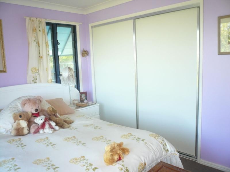 52 Eastbourne Terrace, Macleay Island QLD 4184