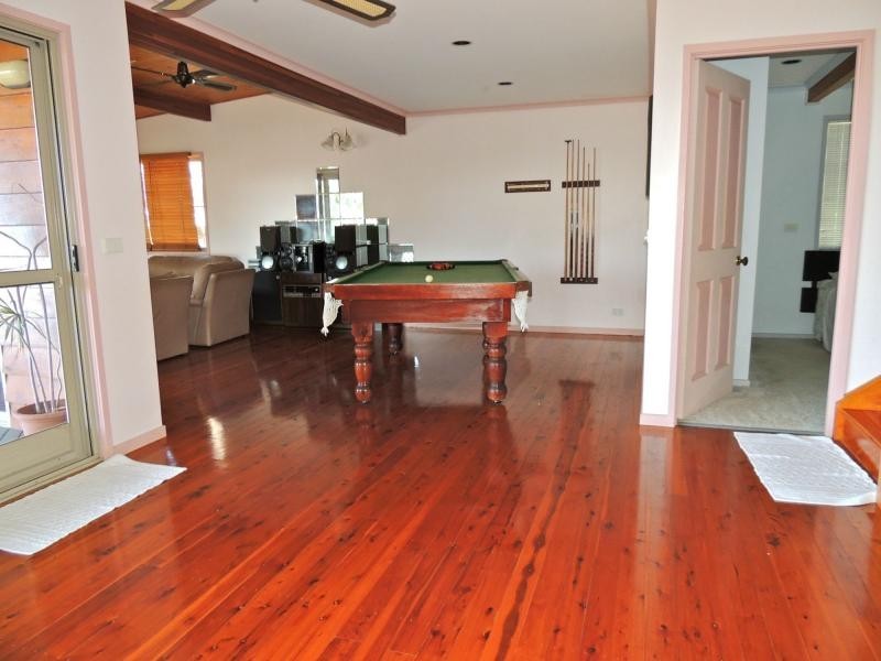 10 Koonwarra Parade, Macleay Island QLD 4184