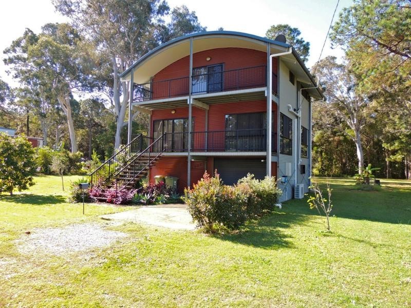 30 Paula Parade, Lamb Island QLD 4184