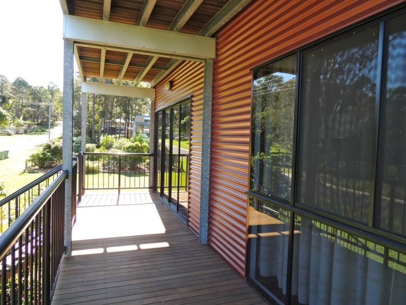 30 Paula Parade, Lamb Island QLD 4184
