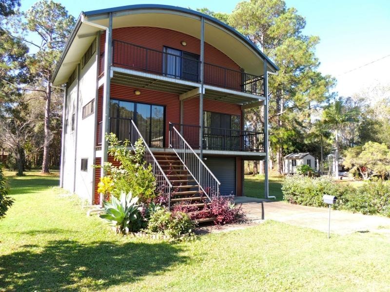 30 Paula Parade, Lamb Island QLD 4184