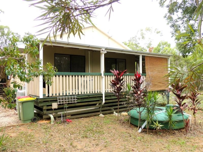 12-14 Pier Haven, Lamb Island QLD 4184