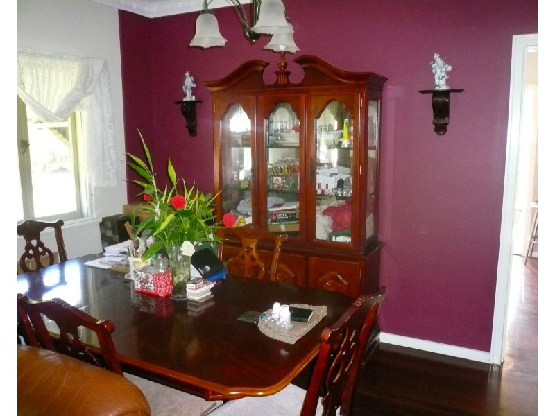 1 Oomool Street, Macleay Island QLD 4184