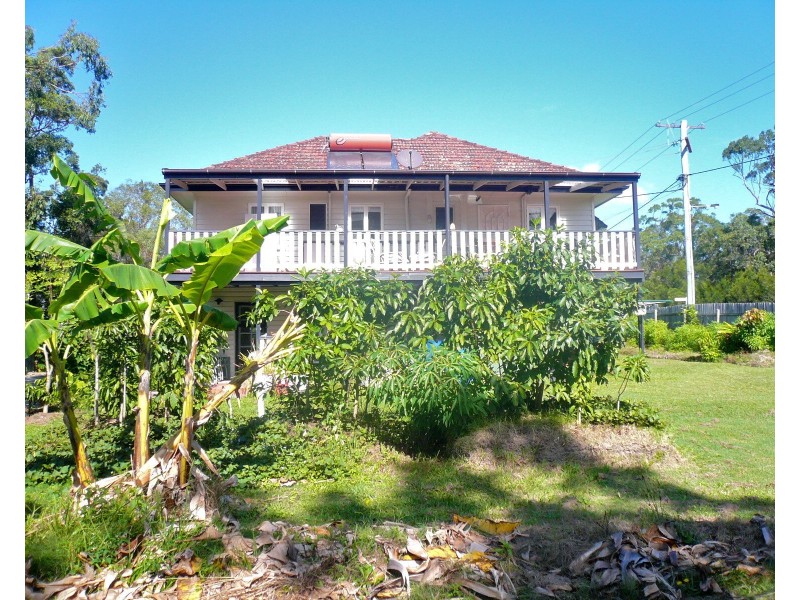 1 Oomool Street, Macleay Island QLD 4184