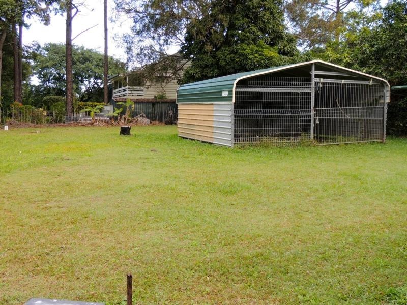 15 Pine Avenue, Lamb Island QLD 4184