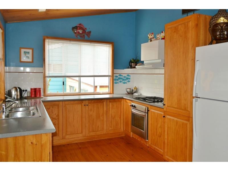 59 Beelong Street, Macleay Island QLD 4184