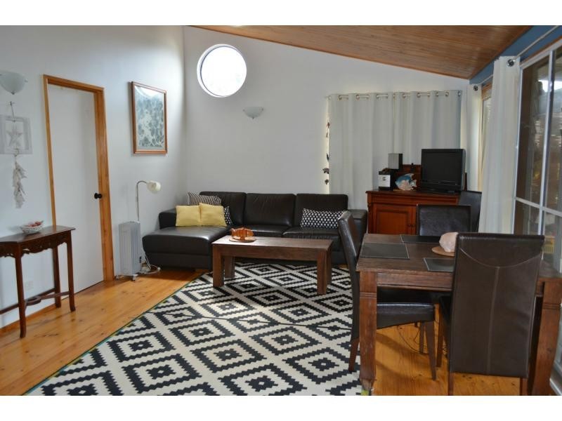 59 Beelong Street, Macleay Island QLD 4184