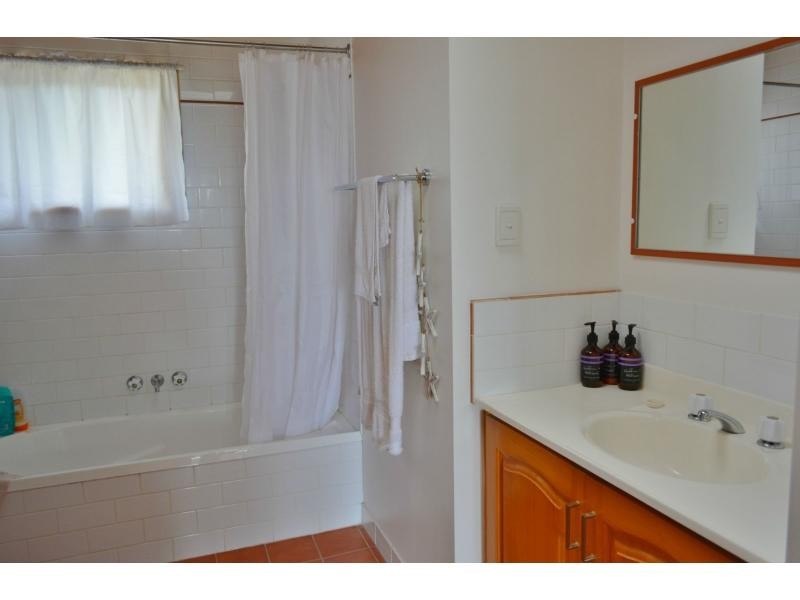 59 Beelong Street, Macleay Island QLD 4184