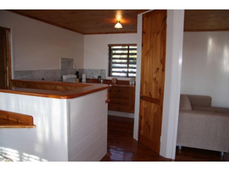 35 Jan Street, Macleay Island QLD 4184