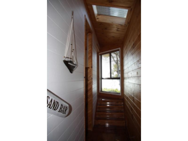 35 Jan Street, Macleay Island QLD 4184