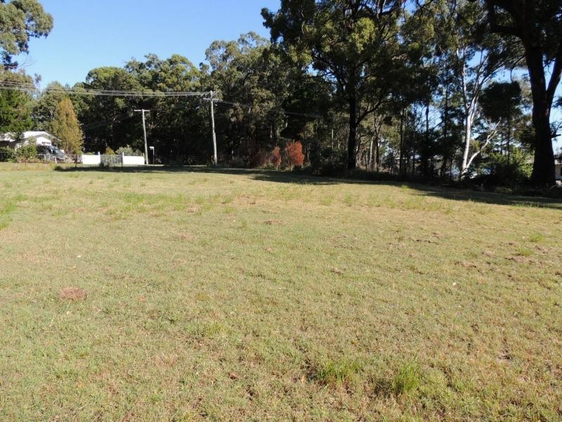 31 Wharf Street, Macleay Island QLD 4184