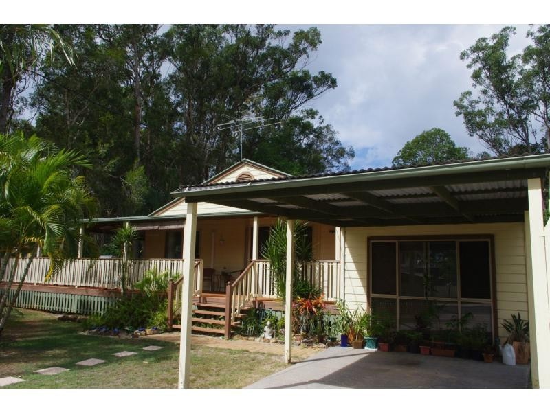 32 Attunga Street, Macleay Island QLD 4184