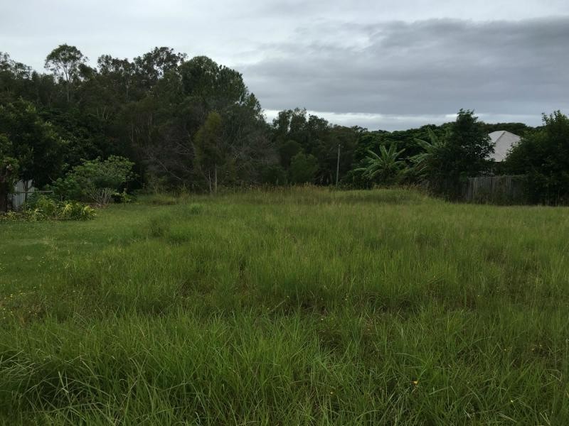 4 Almond Court, Lamb Island QLD 4184