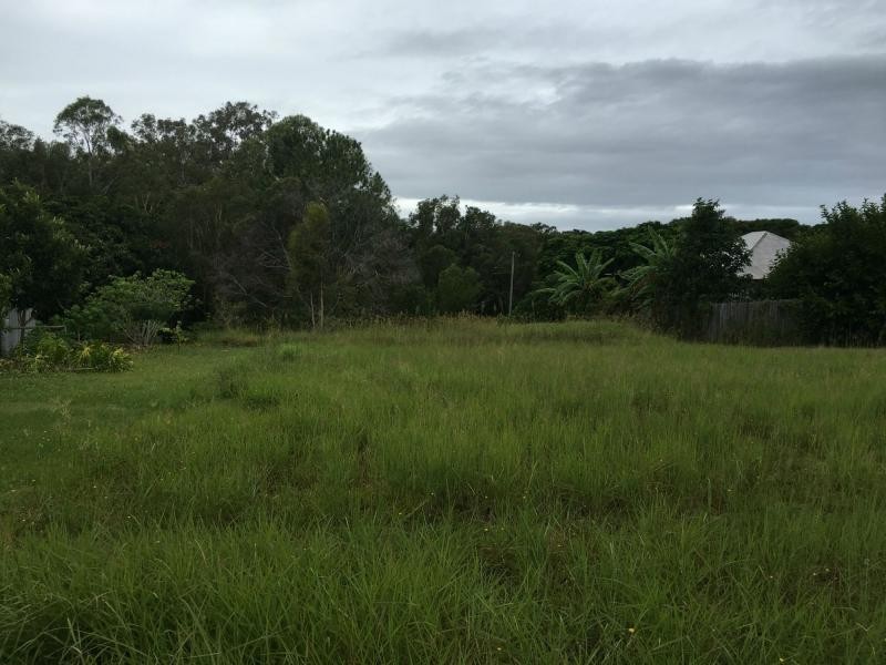 4 Almond Court, Lamb Island QLD 4184