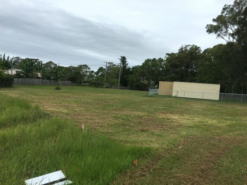 4 Almond Court, Lamb Island QLD 4184