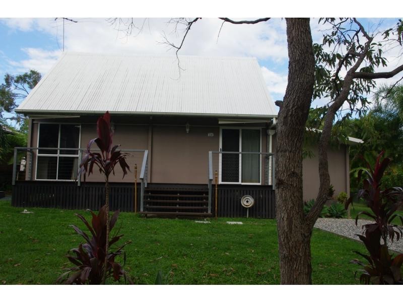 24 Rhodes Street, Macleay Island QLD 4184
