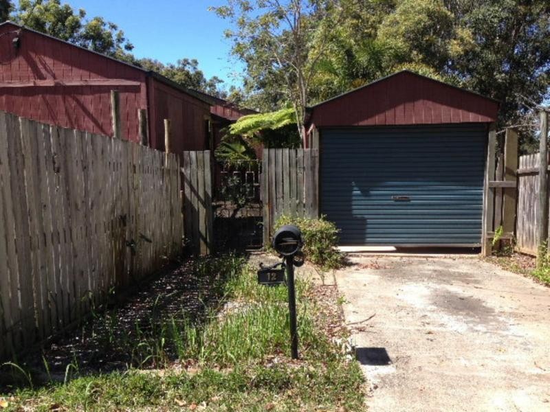 12 Ray Street, Macleay Island QLD 4184