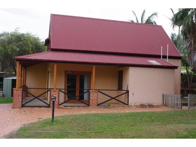 34 Kooberry Street, Macleay Island QLD 4184