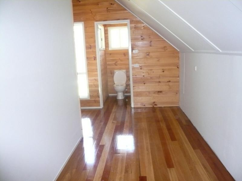 36 Blue Bay Crescent, Macleay Island QLD 4184