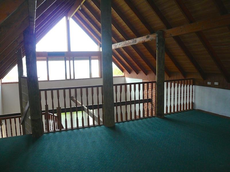34 Kooberry Street, Macleay Island QLD 4184