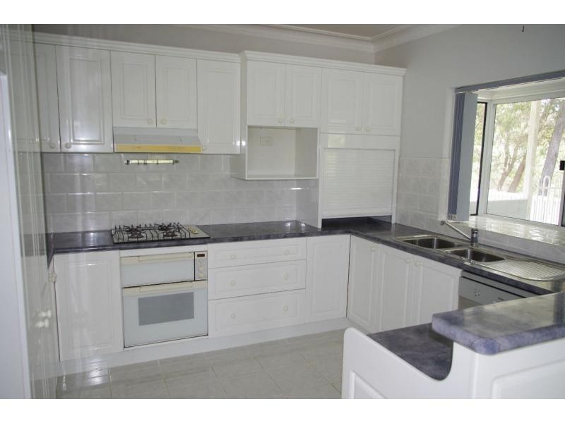 92 Beelong Street, Macleay Island QLD 4184