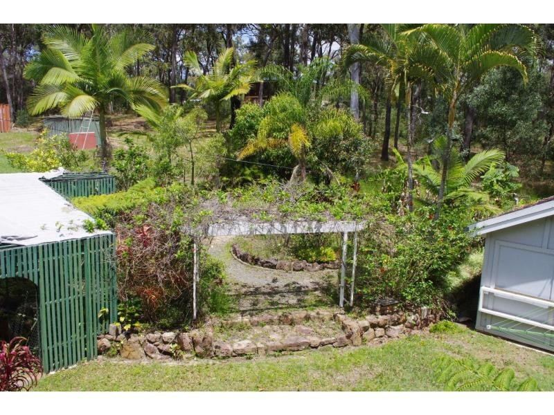 92 Beelong Street, Macleay Island QLD 4184