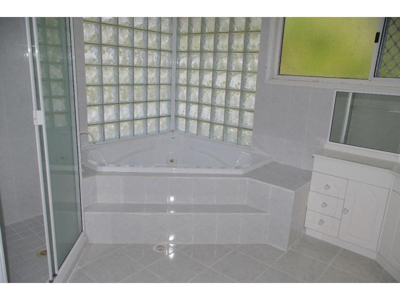 92 Beelong Street, Macleay Island QLD 4184