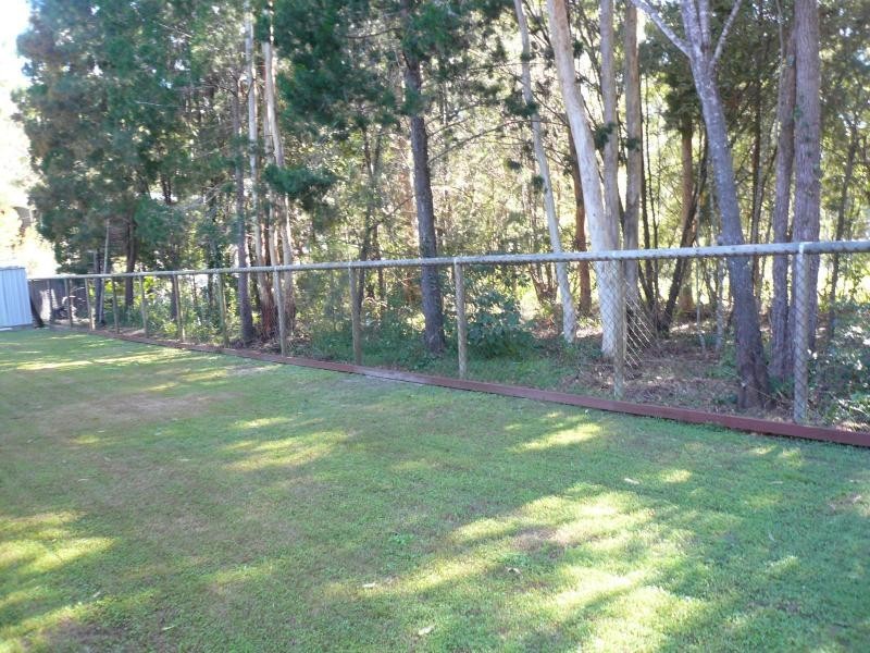 3 Dinjerra Street, Macleay Island QLD 4184