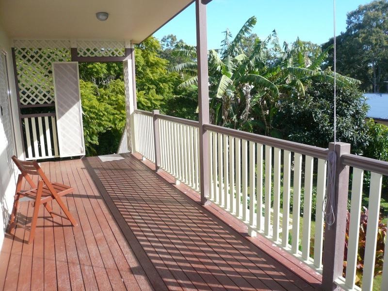 17 Francis Road, Macleay Island QLD 4184