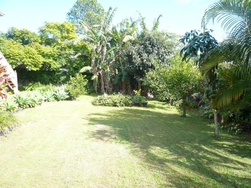 17 Francis Road, Macleay Island QLD 4184