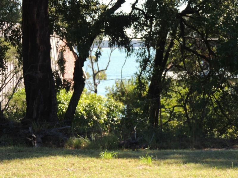 31 Wharf Street, Macleay Island QLD 4184