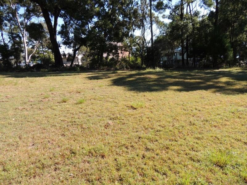 31 Wharf Street, Macleay Island QLD 4184