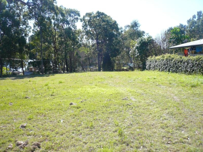 31 Wharf Street, Macleay Island QLD 4184