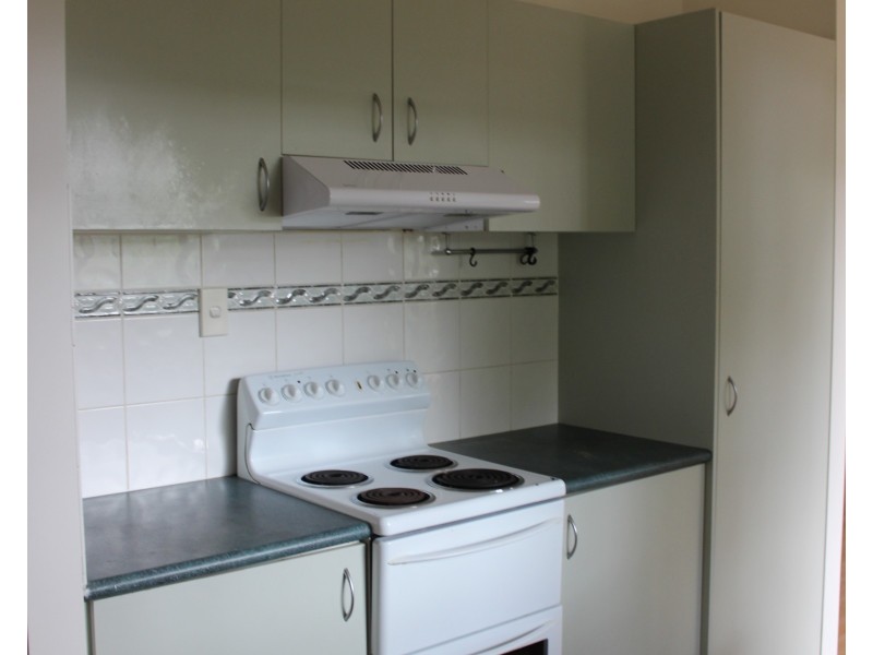 27 Tingara Street, Macleay Island QLD 4184