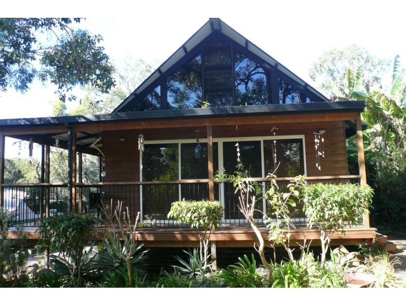 68 High Central Road, Macleay Island QLD 4184
