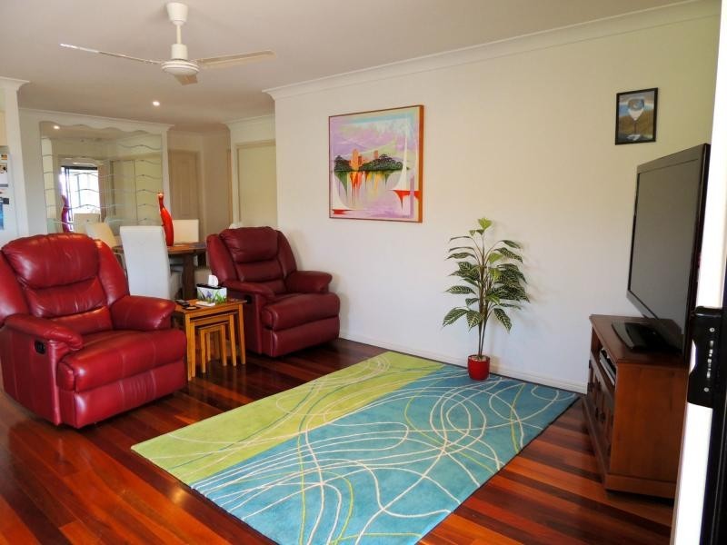 3 Timothy Street, Macleay Island QLD 4184