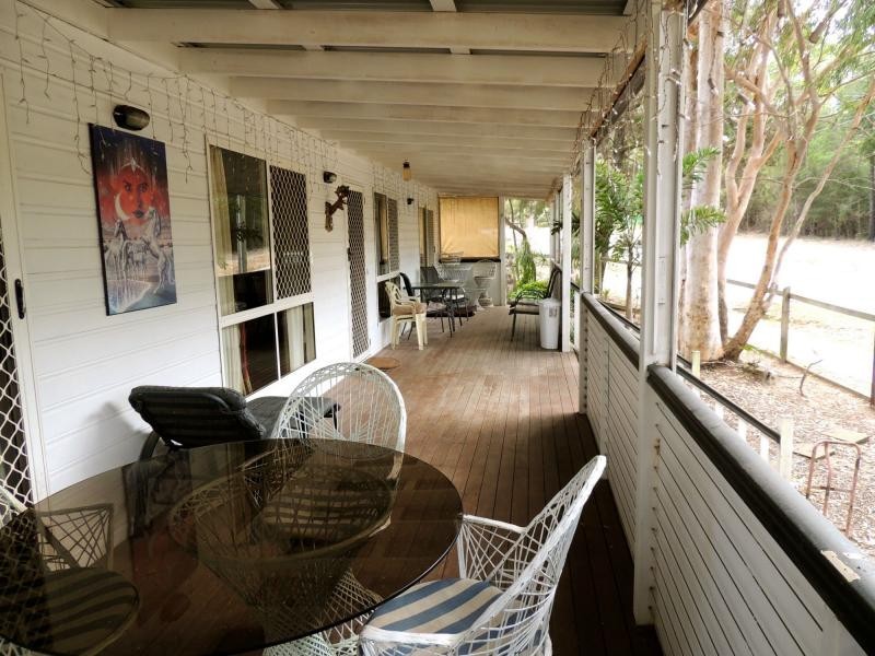 2 Parakeet Street, Macleay Island QLD 4184