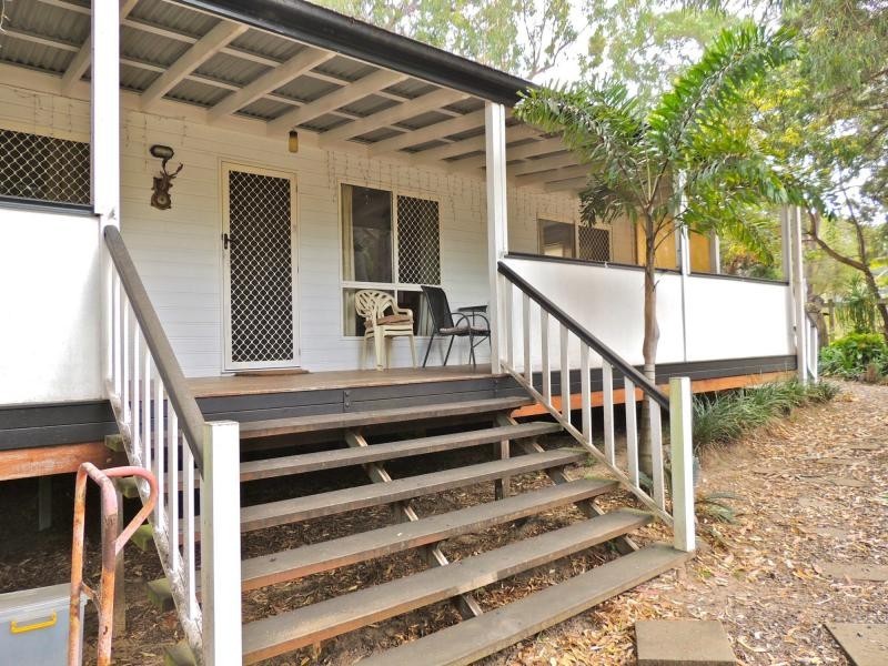 2 Parakeet Street, Macleay Island QLD 4184