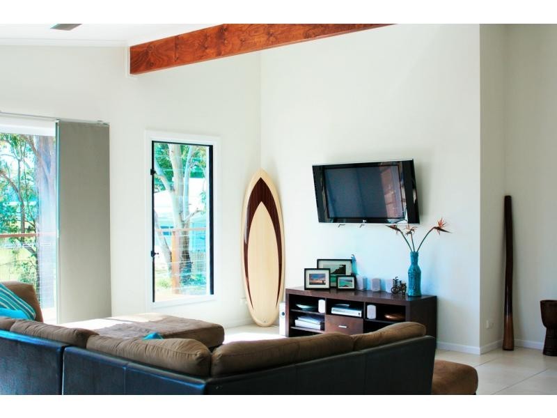 29 Tingara Street, Macleay Island QLD 4184