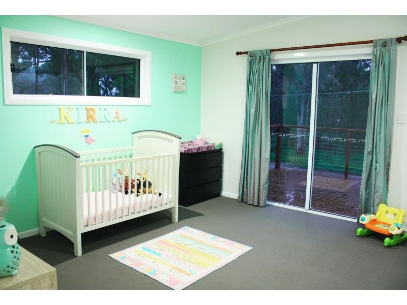 29 Tingara Street, Macleay Island QLD 4184