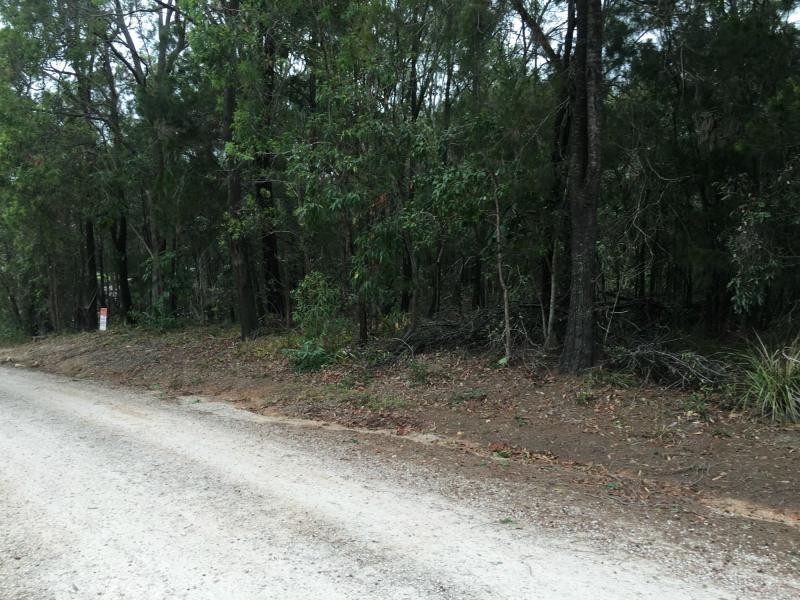20 Bruce Street, Lamb Island QLD 4184