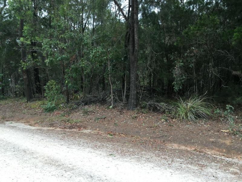 20 Bruce Street, Lamb Island QLD 4184
