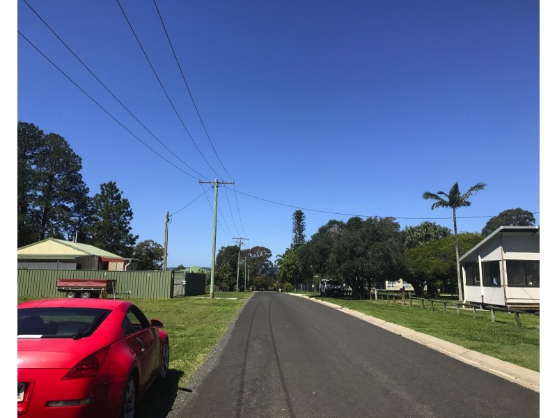 17 Jan Street, Macleay Island QLD 4184