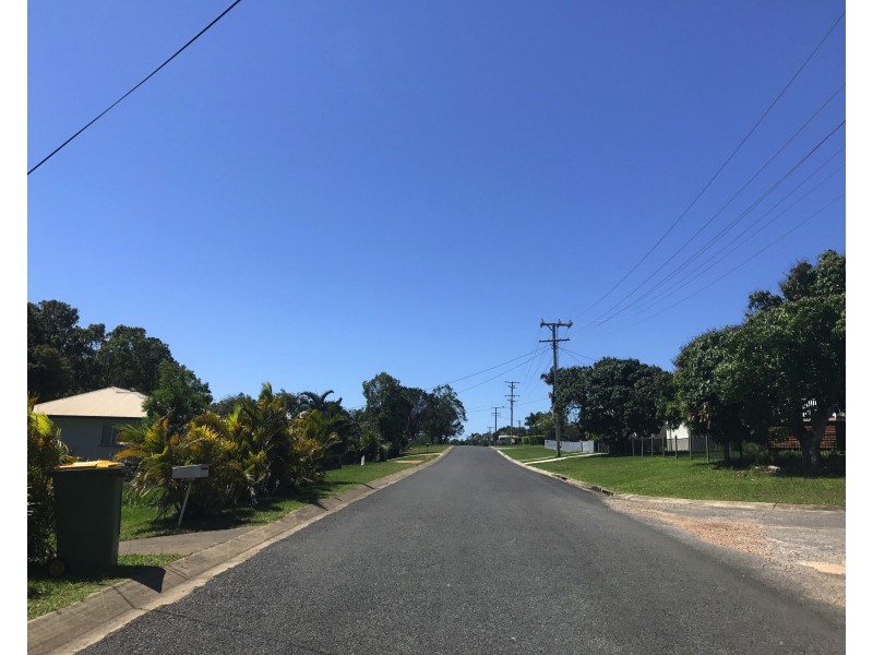 7 Michael Street, Macleay Island QLD 4184
