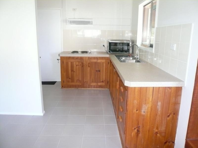 27 Jan. Street, Macleay Island QLD 4184