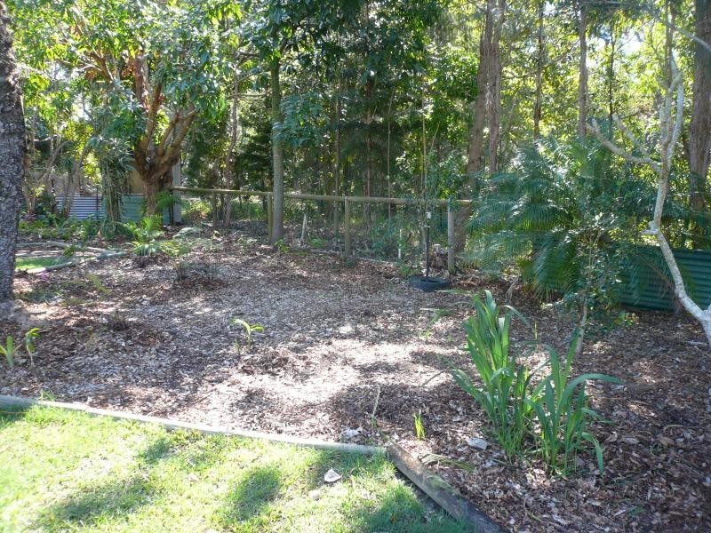 27 Jan. Street, Macleay Island QLD 4184