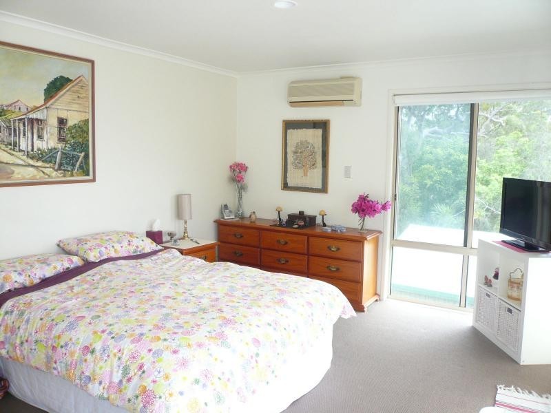 35-37 Calm Waters Crescent, Macleay Island QLD 4184