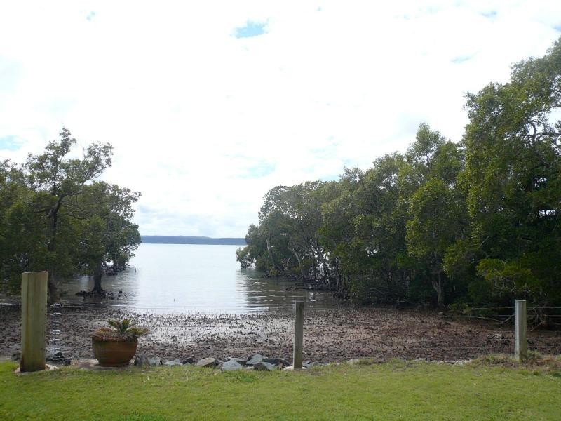 35-37 Calm Waters Crescent, Macleay Island QLD 4184